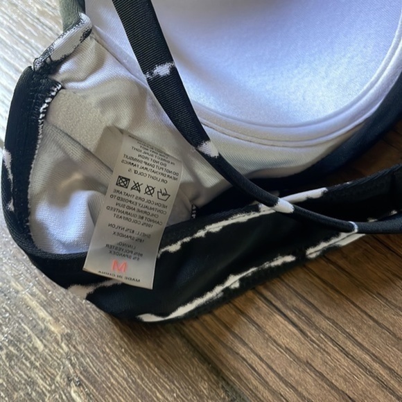 Bikini Set - Picture 3 of 6